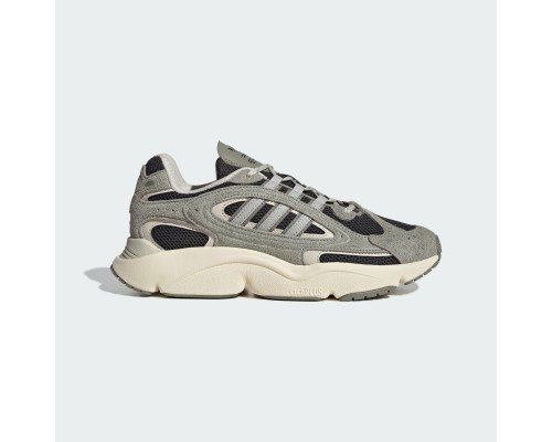 Кросівки жіночі Adidas Ozmillen JI2633
