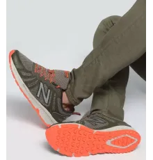 Чоловічі кросівки New Balance 590 MT590RG4