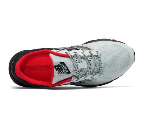 Жіночі кросівки New Balance 690 v2 Trail WT690LD2