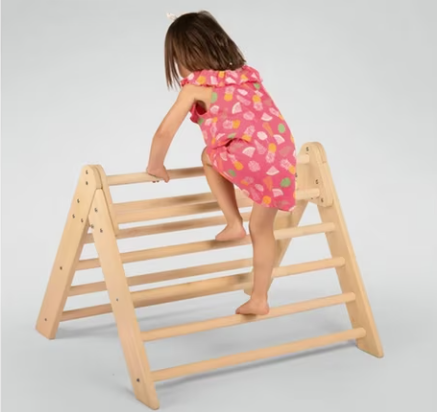 Ігровий трикутник для лазіння Playtive